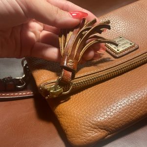 Dooney and Bourke crossbody bag